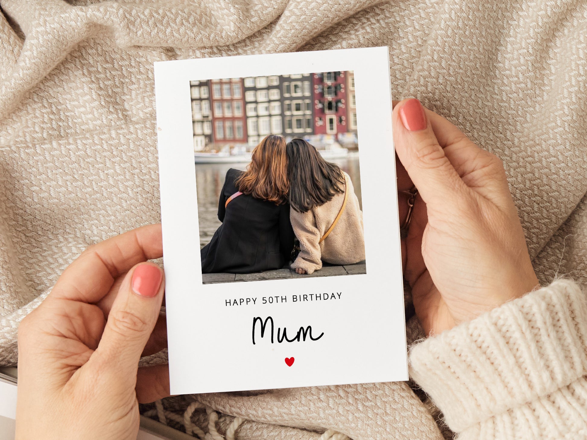 Mum birthday card which reads 'happy birthday mum' and is personalised with a photo.